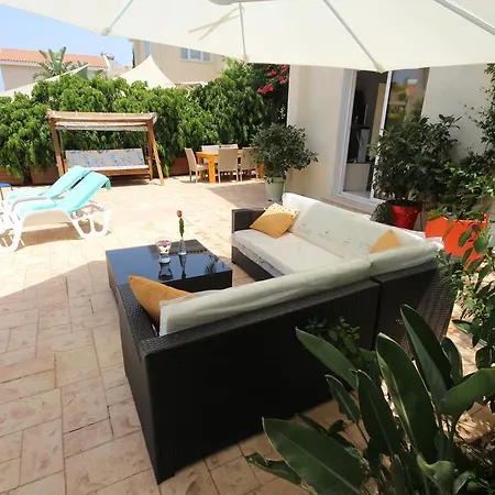 Villa Helene Protaras