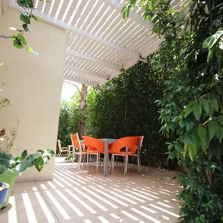 Villa Helene Protaras