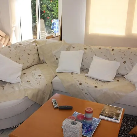 Vila Helene Protaras