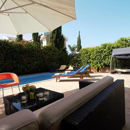 Villa Helene Protaras