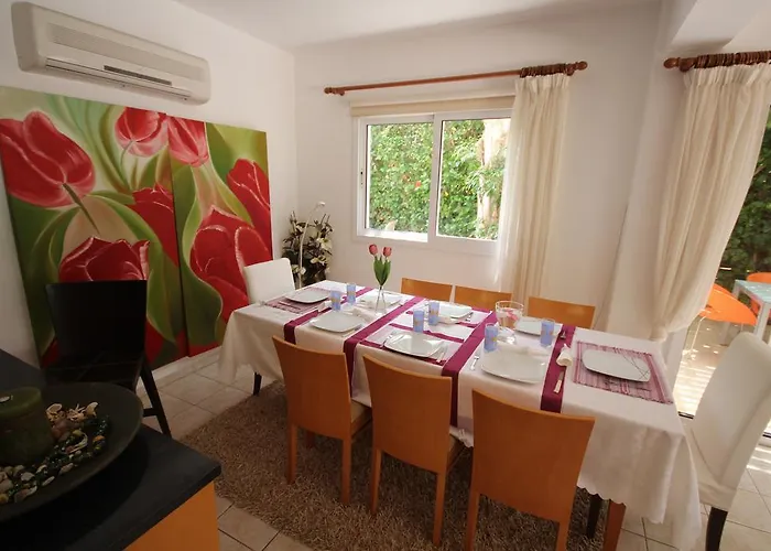 Helene Villa Protaras