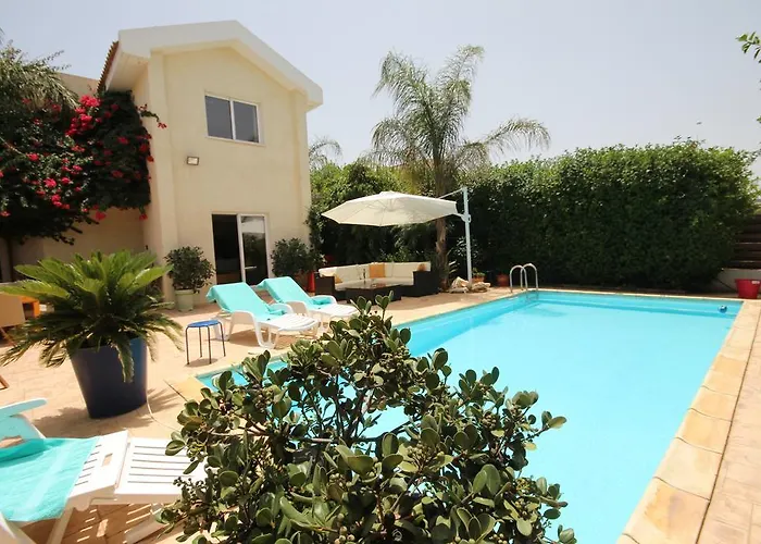 Helene 普罗塔拉斯