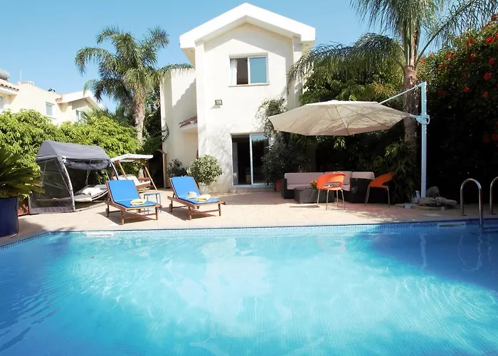 Helene Villa Protaras